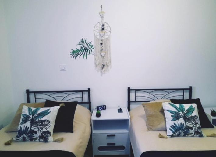 Appartement Le Moderne Ideal Pour Couples Et Professionnels Ornans Exterior foto