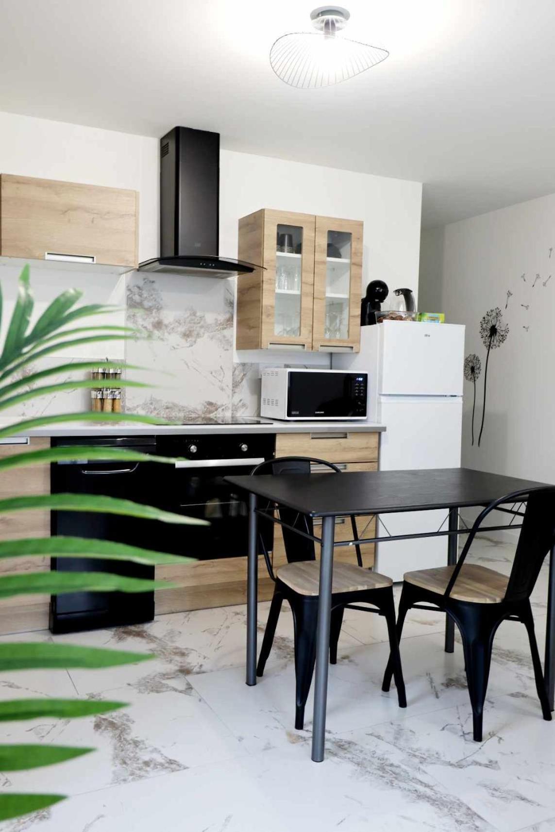 Appartement Le Moderne Ideal Pour Couples Et Professionnels Ornans Exterior foto